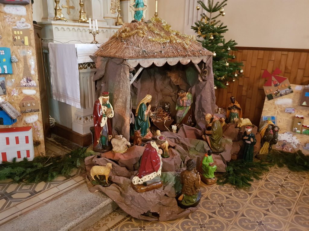 Crèche de Destry • Eglise de la Nativité de la Bienheureuse Vierge Marie