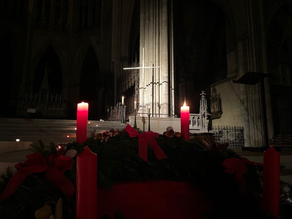 Mardi 8 décembre 2020, en lien avec la fête liturgique de l'Immaculée-Conception et l'anniversaire du jubilé, une veillée de prière, présidée par Mgr Jean-Christophe Lagleize, a été organisée en direct de la cathédrale Saint-Étienne de Metz.