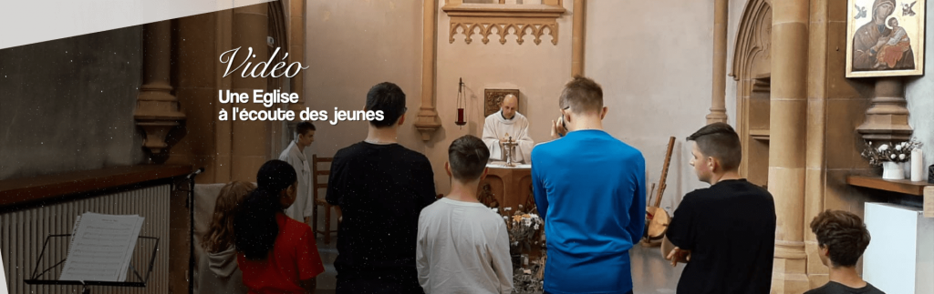 Le père Raphaël Chaigne et Marie-Agnès Fischer témoignent de leur mission au sein de l'Église catholique auprès des jeunes du pays de Sarrebourg.