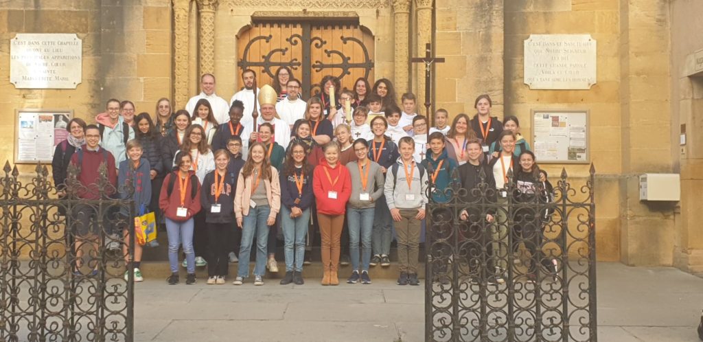 Du 24 au 28 octobre, trente-cinq jeunes collégiens du diocèse se sont retrouvés à Paray-le-Monial pour la troisième édition de ce pèlerinage organisé par le Service diocésain pour l’évangélisation des jeunes (SDEJ).